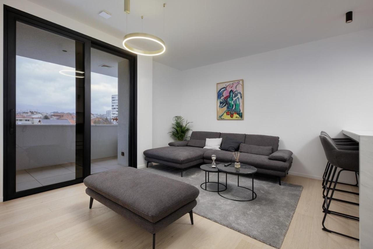 Apartamento Luxury Haven In Zagreb Exterior foto
